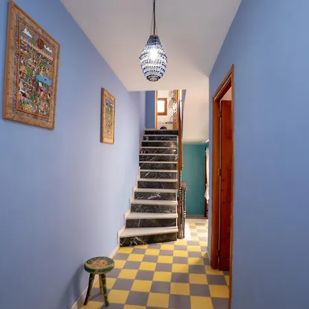 Casa Adela 펜션 네르하
